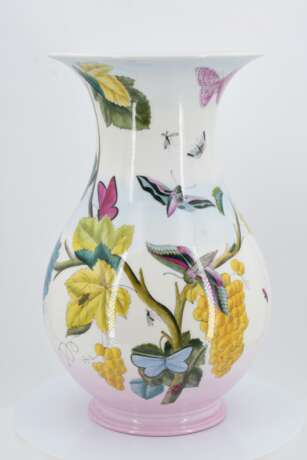 Paar Vasen mit Früchten, Vogel- und Insektendekor - фото 9