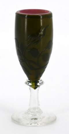 MINIATURE GLASS CHALICE WITH ROSE TENDRILS - photo 4