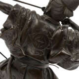 Bronze eines Bogenschützen. JAPAN, Meiji-Periode (1868-1912). - Foto 6