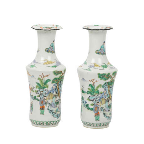 Paar famille verte-Vasen. CHINA, 19. Jh., - Foto 4