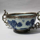 Asian Porcelain Bowl - фото 2