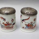 Pair of German Porcelain Containers - фото 2