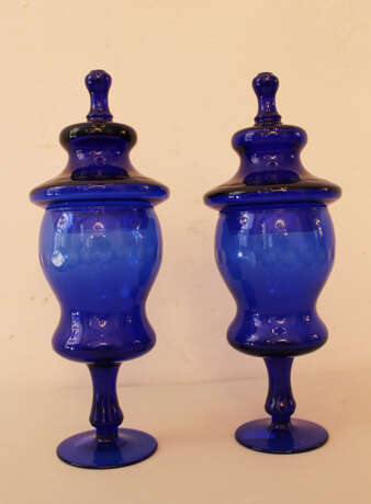 Pair of blue glass Goblets - фото 1