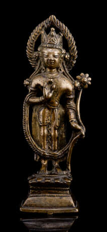 Feine Bronze des stehenden Padmapani auf einem Lotos über einem Sockel - Foto 1