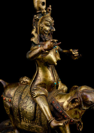 Seltene feuervergoldete Bronze einer weiblichen Gottheit - photo 3