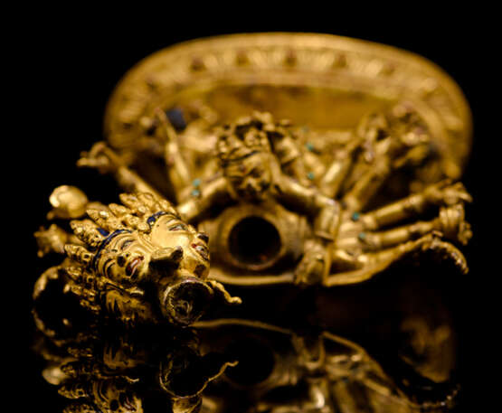 Feuervergoldete Bronze des Cakrasamvara auf einem Lotos - Foto 2
