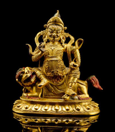 Feuervergoldete Bronze des Vaishravana auf einem Löwen - Foto 1