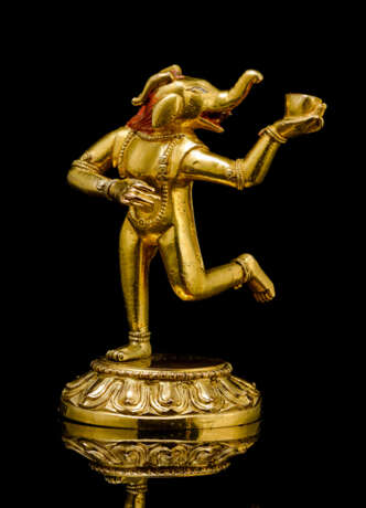 Feuervergoldete Bronze einer Makaravaktra - Foto 1