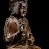 Partiell feuervergoldete Bronze des Guanyin und feuervergoldeter Lotossockel - photo 2