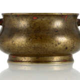 Weihrauchbrenner aus Bronze mit partiell roter Patinierung - фото 1