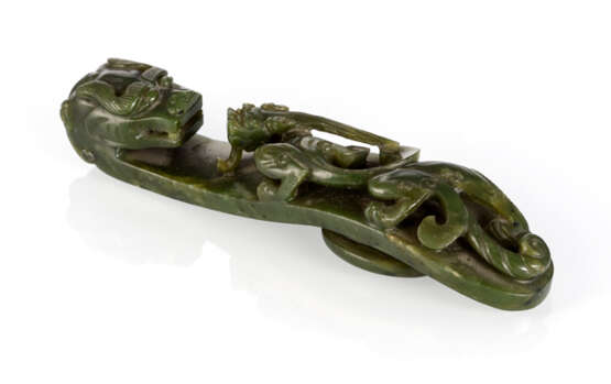 'Chilong'-Gürtelhaken aus spinatgrüner Jade - photo 2
