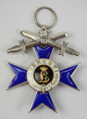 Bayern: Militär-Verdienstkreuz, 1. Form (1866-1905), mit Schwertern.