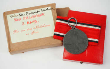 Preussen: Rot Kreuz Medaille, 3. Klasse, im Etui mit Überkarton für eine französische Schwester.