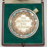 Sachsen: Große Prämienmedaille "Zur Belohnung des Fleisses", Johann (1854-1872), in Silber, im Etui. - photo 3