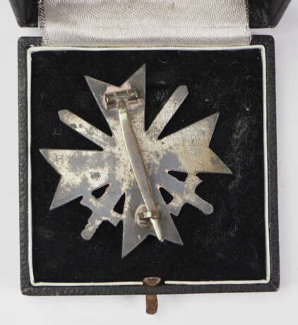 Kriegsverdienstkreuz, 1. Klasse mit Schwertern, im Etui. - фото 2
