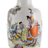 Feine Vase aus Porzellan mit Darstellung des legendären General Guo Ziyi (698-781) - Foto 1