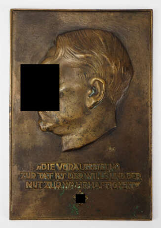 Adolf Hitler Plakette. - Foto 1