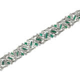 OSCAR HEYMAN AND BROTHERS EMERALD AND DIAMOND BRACELET - фото 4