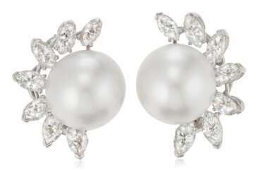 NO RESERVE | HARRY WINSTON CULTURED PEARL AND DIAMOND EARRINGS