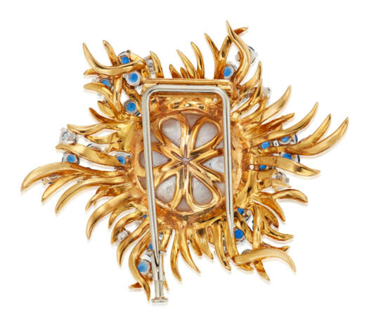 NO RESERVE | TIFFANY & CO., JEAN SCHLUMBERGER MABE PEARL, SAPPHIRE AND DIAMOND BROOCH - photo 3