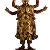 Marschall Tianyou mit 6 Armen aus Holz mit Lackauflage und Vergoldung - photo 1