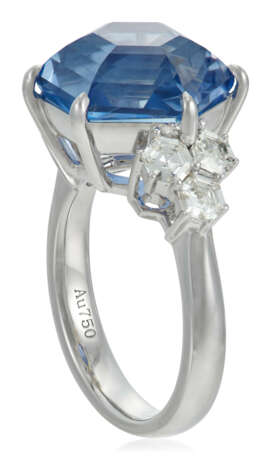 NO RESERVE | SAPPHIRE AND DIAMOND RING - Foto 3