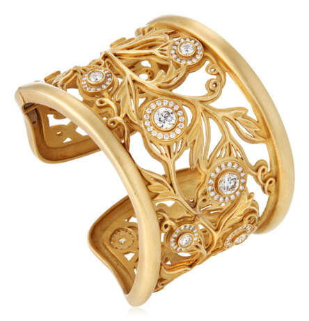 KIESELSTEIN-CORD DIAMOND AND GOLD CUFF BRACELET - фото 1