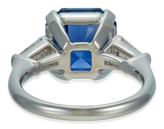 NO RESERVE | SAPPHIRE AND DIAMOND RING - Foto 4