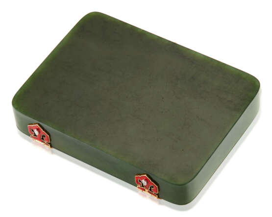 NO RESERVE | ART DECO JADE, DIAMOND AND ENAMEL BOX - photo 4