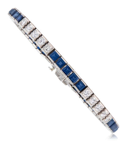 NO RESERVE | CARTIER SAPPHIRE AND DIAMOND BRACELET - photo 1