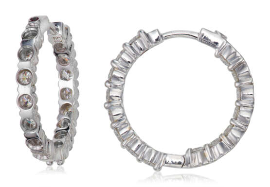 NO RESERVE | ROBERTO COIN DIAMOND HOOP EARRINGS AND UNSIGNED DIAMOND EARRINGS - фото 7