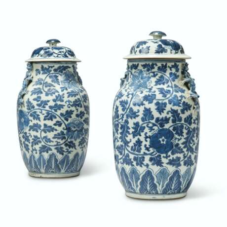A PAIR OF CHINESE BLUE AND WHITE PORCELAIN BALUSTER VASES AND COVERS - photo 1