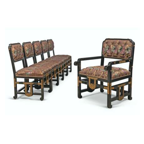 A SUITE OF FRENCH `JAPONISME` GILT-METAL-MOUNTED EBONISED SEAT FURNITURE - Foto 1