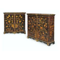 A PAIR OF REGENCE ORMOLU-MOUNTED CHINESE EXPORT LACQUER AND JAPANNED SIDE CABINETS (BAS D&#39;ARMOIRE)