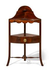 A FEDERAL MAHOGANY CORNER WASHSTAND