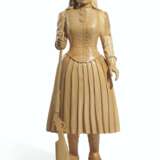 A CARVED MAPLE TOBACCO FIGURE OF ANNIE OAKLEY - photo 1