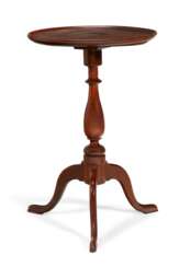 A QUEEN ANNE CHERRYWOOD DISH-TOP CANDLESTAND