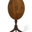 A FEDERAL EAGLE INLAID MAHOGANY TILT-TOP CANDLE STAND - Auktionspreise