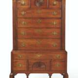 A QUEEN ANNE FIGURED MAPLE HIGH CHEST-OF-DRAWERS - фото 1