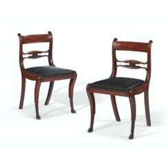 A PAIR OF FEDERAL MAHOGANY SIDE CHAIRS