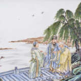 Porzellanplatte mit Darstellung des Dichters Su Shi, Qin Guan und Mönch Foyin - Foto 1