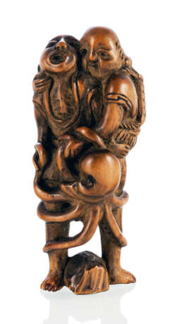 Netsuke des Ashinaga und Tenaga mit einem Oktopus aus Holz - photo 1