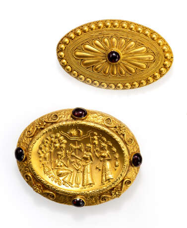 Zwei feine Goldbroschen im antiken Stil - фото 1