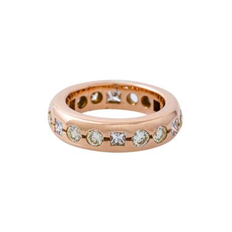 Ring mit Diamanten zus. ca. 1,8 ct, - фото 1