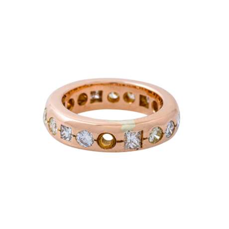 Ring mit Diamanten zus. ca. 1,8 ct, - Foto 2