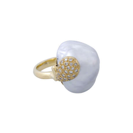 Ring mit barocker Südseeperle und Diamanten zus. ca. 0,2 ct, - photo 1