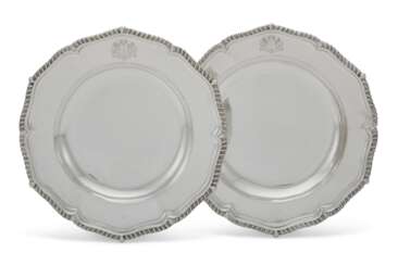 A PAIR OF VICTORIAN SILVER SECOND COURSE DISHES