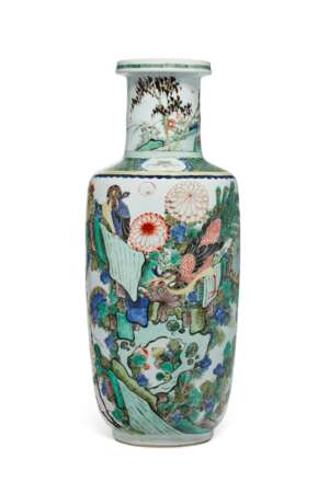 A CHINESE FAMILLE VERTE ROULEAU VASE - Foto 1