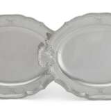 A PAIR OF GEORGE II SILVER MEAT DISHES - фото 1