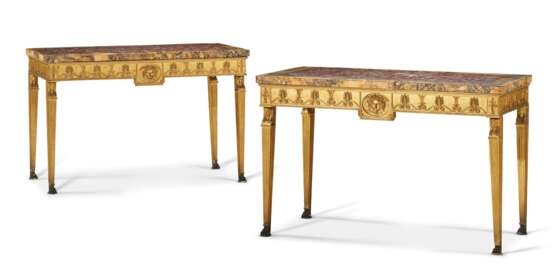 A PAIR OF ITALIAN GILTWOOD SIDE TABLES - photo 1